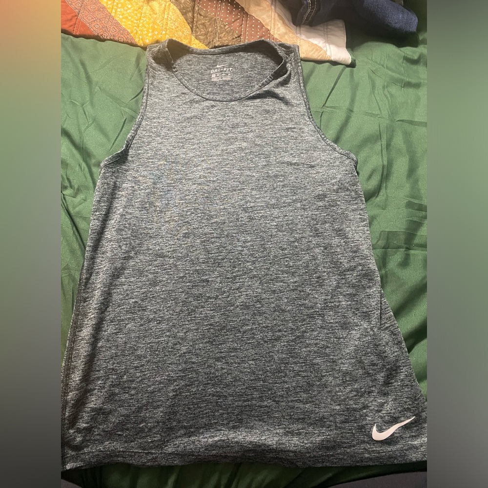 XS nike tank top